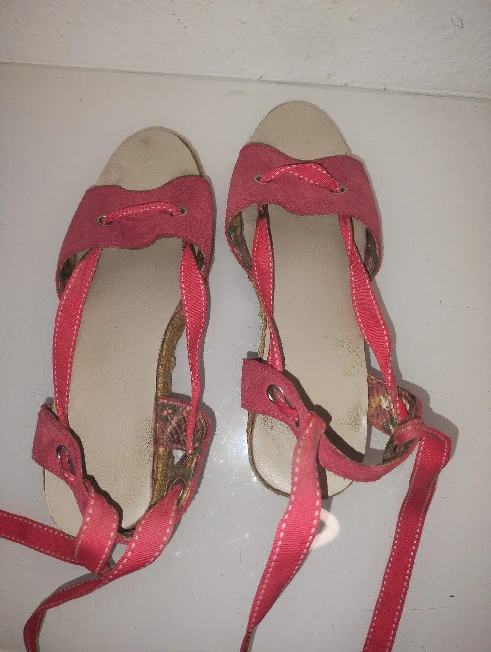 Vintage Lands' End red open-toe espadrille wedge sandals. Size 8